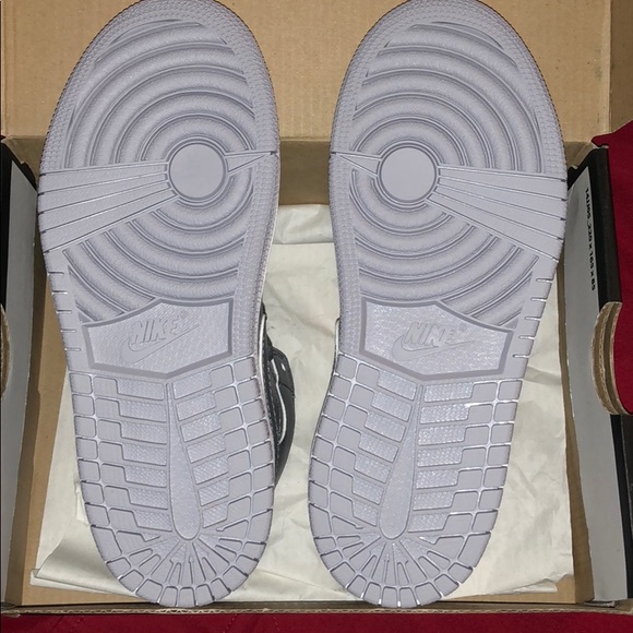 ❗️❗️ Jordan 1 ❗️❗️ - Picture 2 of 3